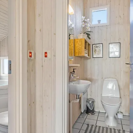 Vakantiehuis 3 Bedroom Cozy In Otterup